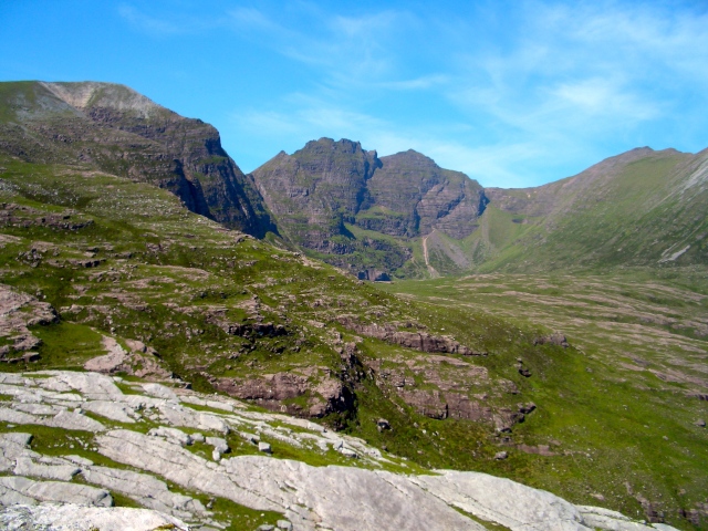 We make our way closer to An Teallach